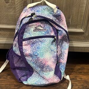 HIGH SIERRA® large girls backpack with large packet on the side. Great condition
